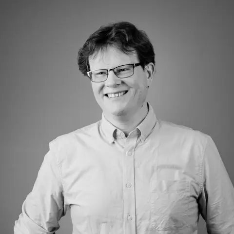 026 Roxburgh Milkins Headshots Dscf0160